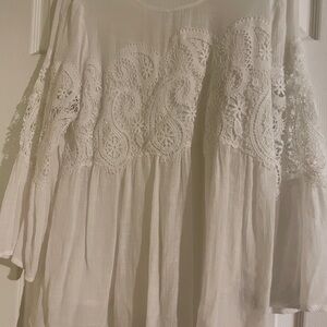 Elegant White Lace Women's Top